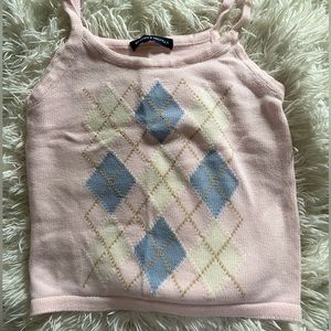 brandy melville cute light pink top!!